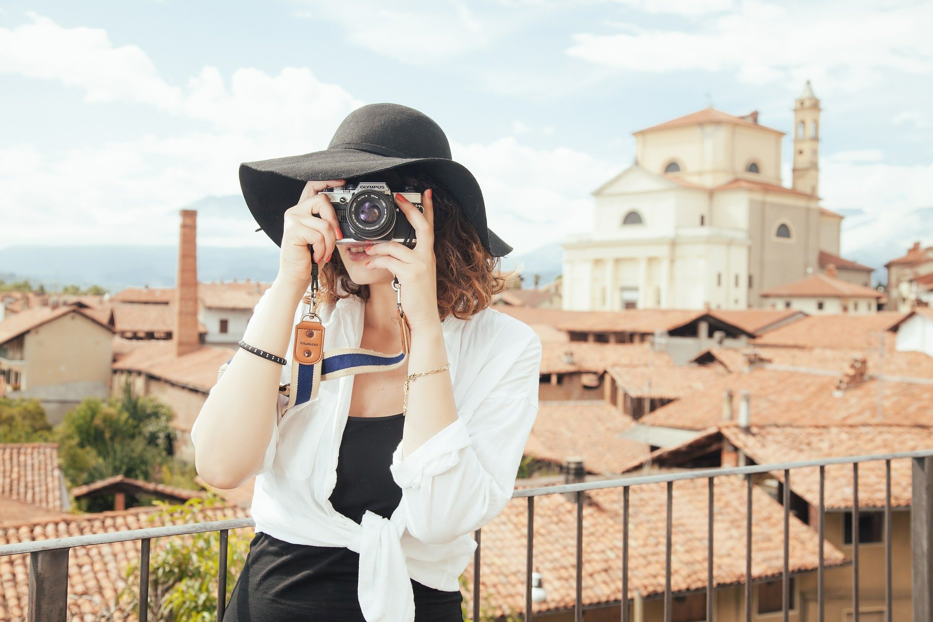 Best 6 Photo Stamp Remover for Beginners (Desktop/Online/App)