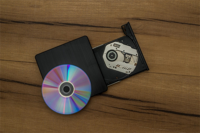Easiest Way to Convert and Burn YouTube to DVD on Mac/Windows
